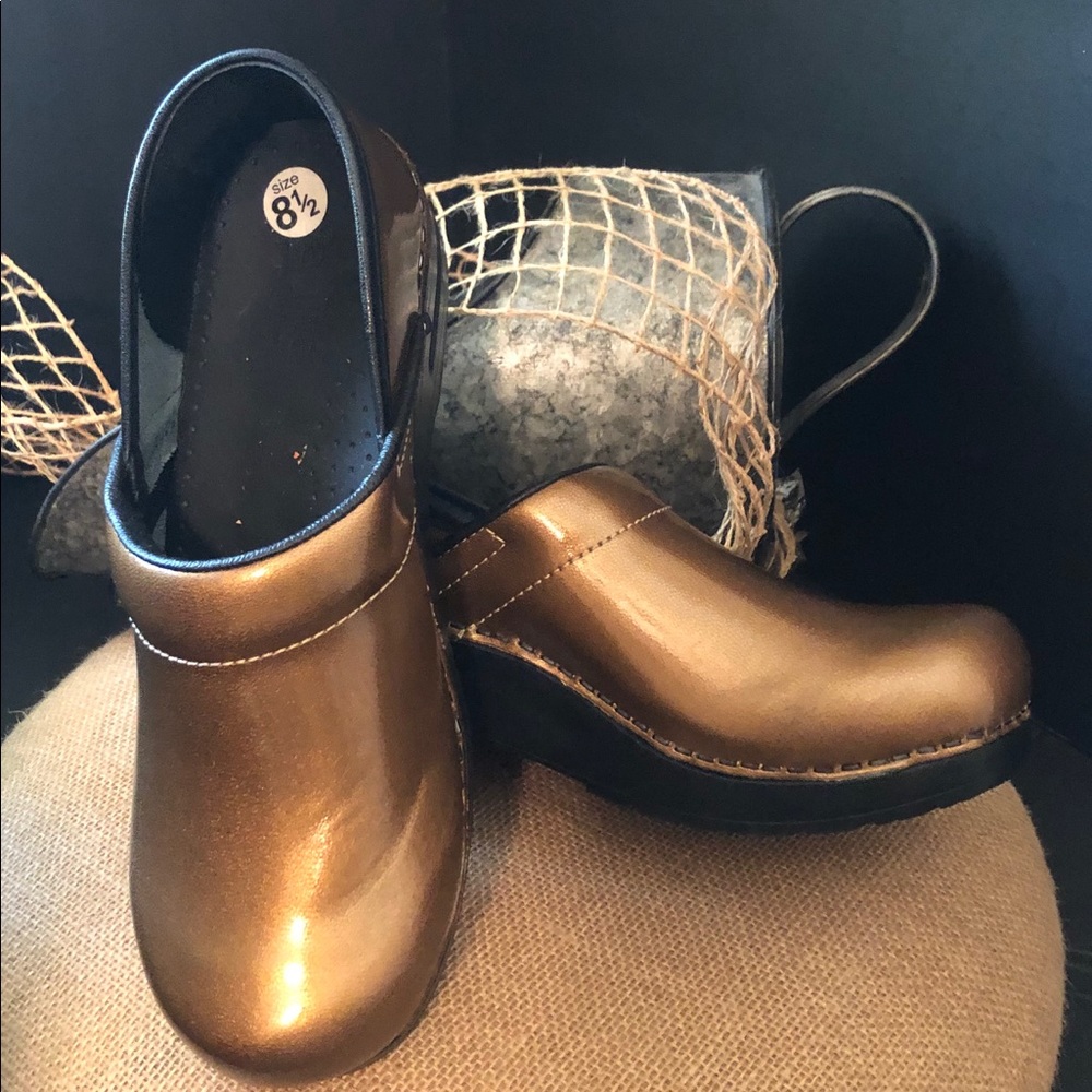 Sanita Bronze Clogs Size 8.5